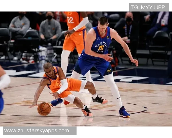 杰基杨创造历史成季后赛首位30分10助攻0失误球员 杰基杨创造历史成季后赛首位30分10助攻0失误球员