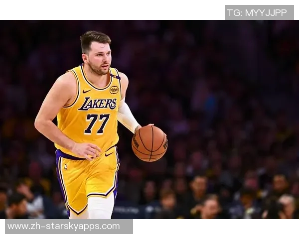 帕森斯称詹姆斯缺席为东契奇提供适应机会是积极信号 帕森斯称詹姆斯缺席为东契奇提供适应机会是积极信号