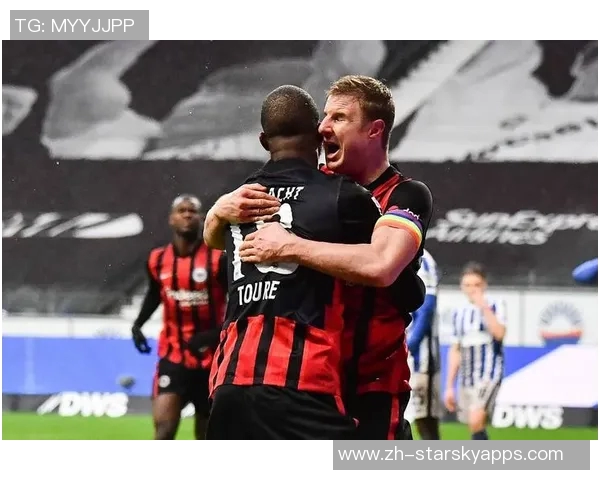 德甲分析：法兰克福客场逆袭圣保利主场争取宝贵积分