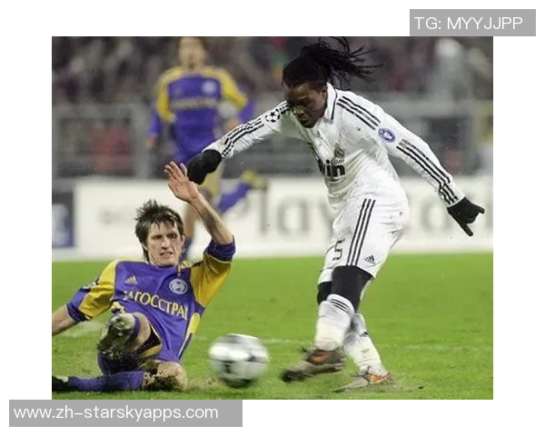 特尔强势突破双人防守首球入网精彩瞬间引爆赛季激情