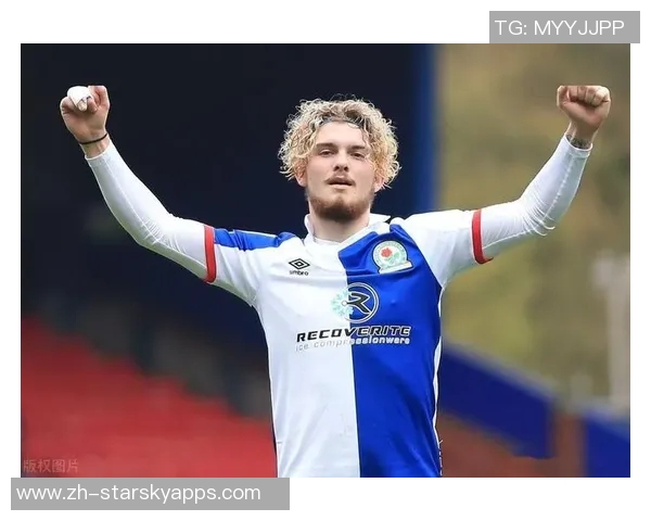 邓利维赞梅尔顿短暂出场展现价值幸福他能重返球队助力新赛季 邓利维赞梅尔顿短暂出场展现价值幸福他能重返球队助力新赛季