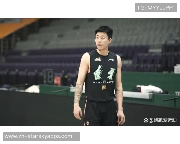 弗格正式加盟上海队新赛季与张镇麟携手再战篮球赛场 弗格正式加盟上海队新赛季与张镇麟携手再战篮球赛场